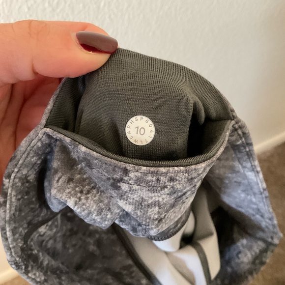 Lululemon Wunder Under Low-Rise Tight Full-On Luxtreme 28" in Area Ice Grey 10 - Picture 7 of 7